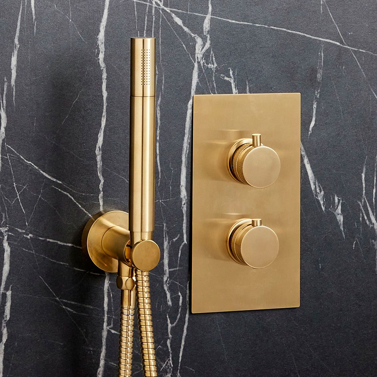 AM00056 - Amara Runswick Round Wall Mounted Shower Set in Brushed Brass - Coa Living