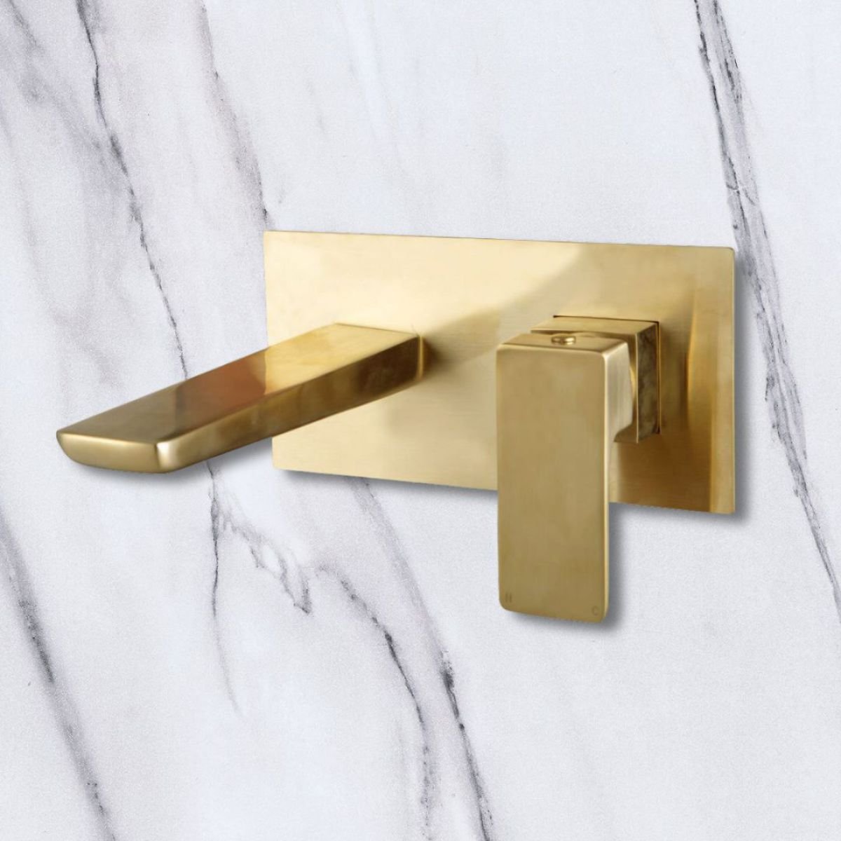 AM00456 - Amara Huby Wall Mounted Bath Mixer Tap in Brushed Brass - Coa Living