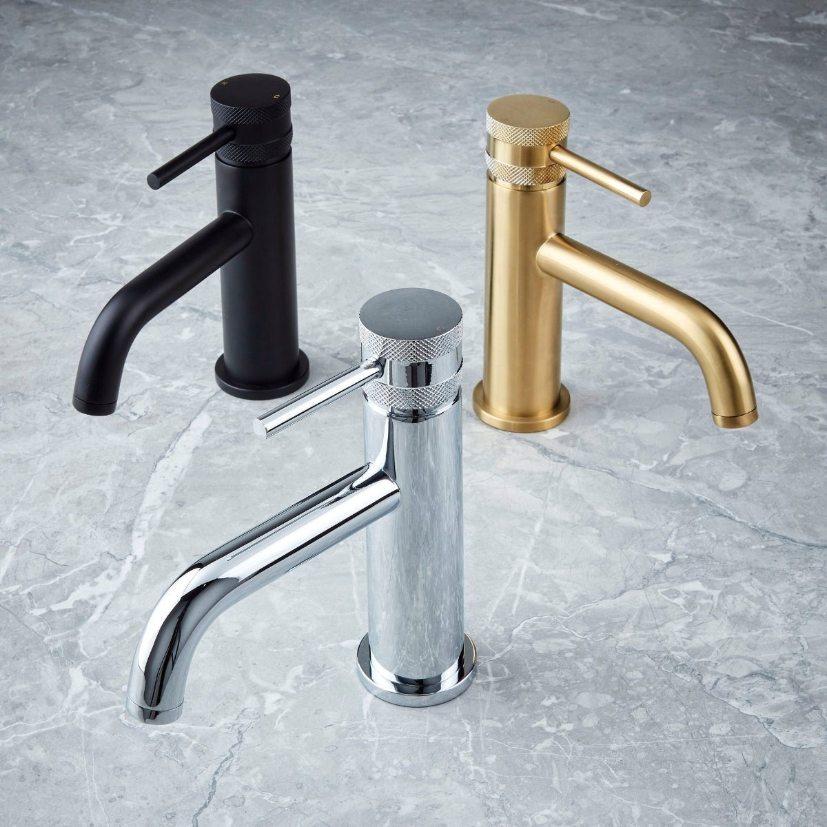 AM00480 - Amara Runswick Mono Basin Mixer Tap in Chrome - Coa Living