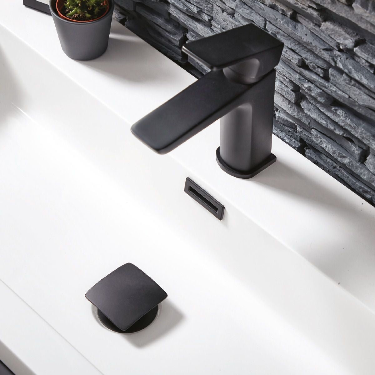 AM00561 - Amara Square Sprung Basin Waste in Matt Black - Coa Living