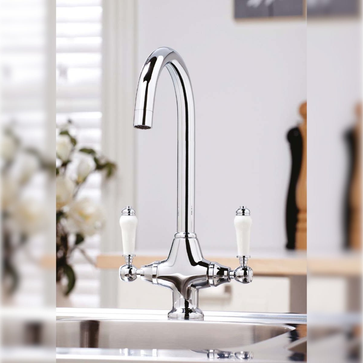 AM00840 - Amara Grantley Kitchen Tap in Chrome - Coa Living