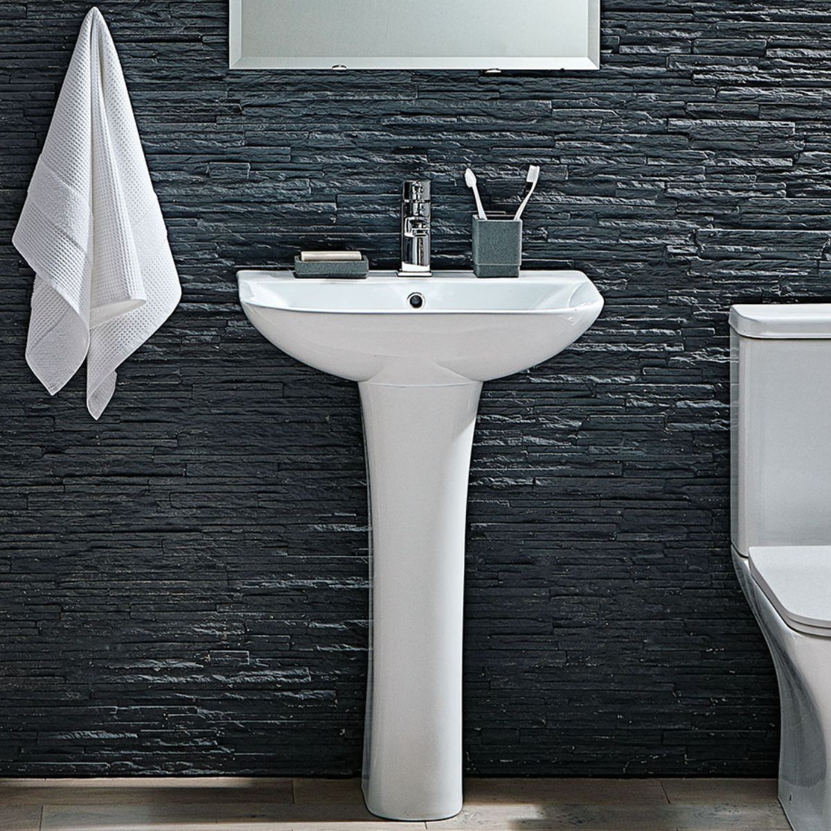 '- Amara Skipton Wash Basin and Pedestal in White - Coa Living